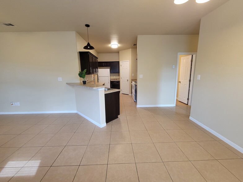 Dining/Kitchen - 1204 Cavalry Lane