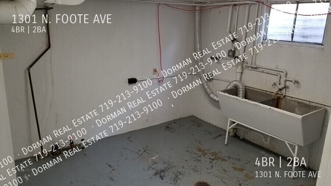 Building Photo - 1301 N Foote Ave