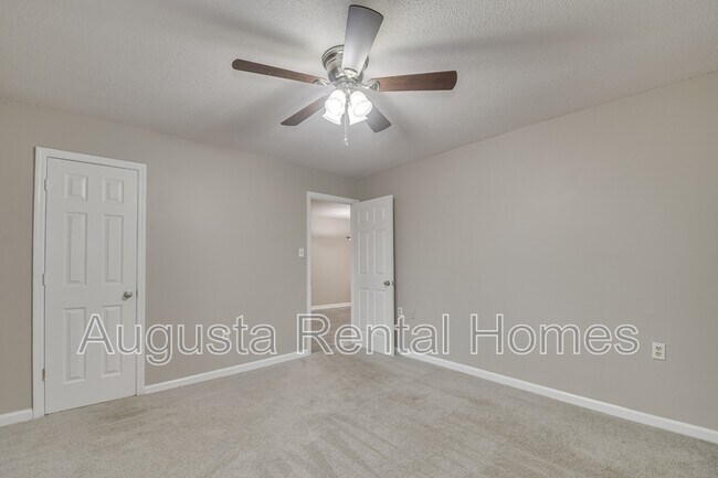 Building Photo - 332B Old Plantation Road