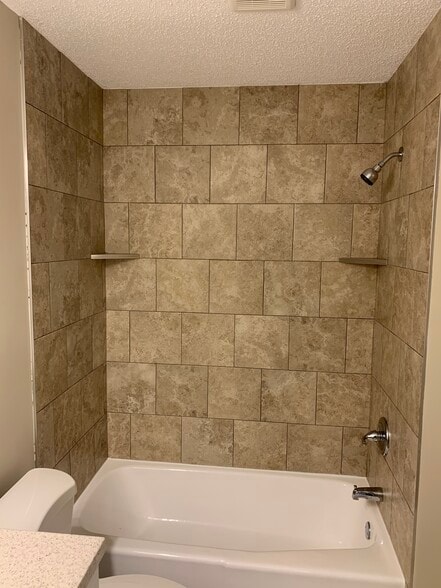 Building Photo - 810 73rd Way
