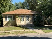 Building Photo - 3922 N Lyndale Ave