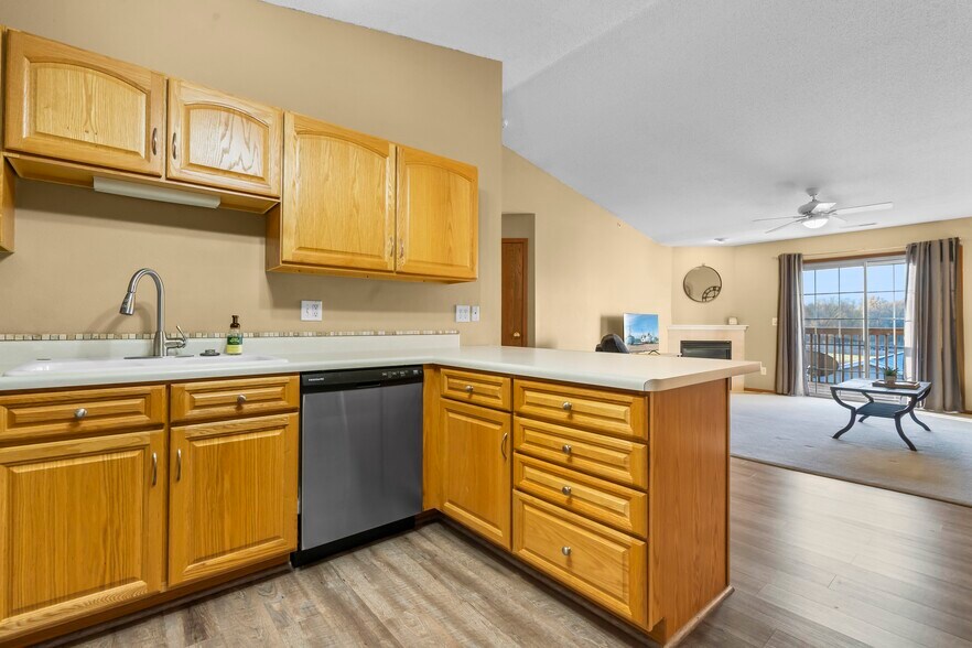 Building Photo - 625 Kimberlite St