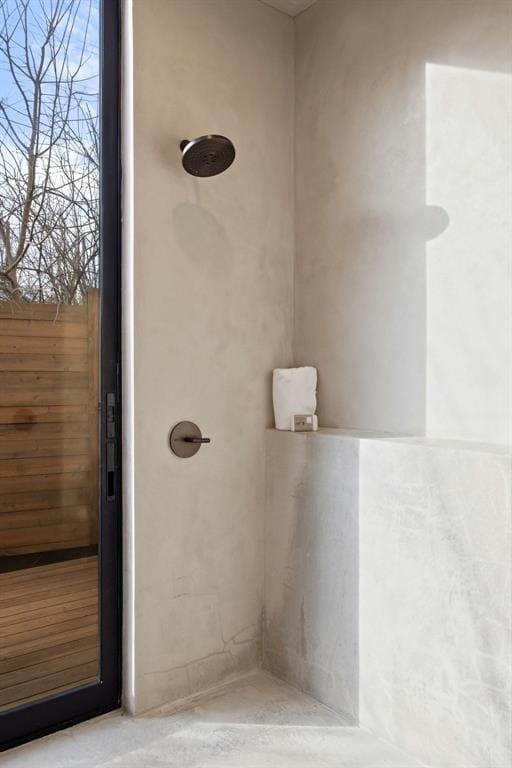 Building Photo - 910 W Johanna St