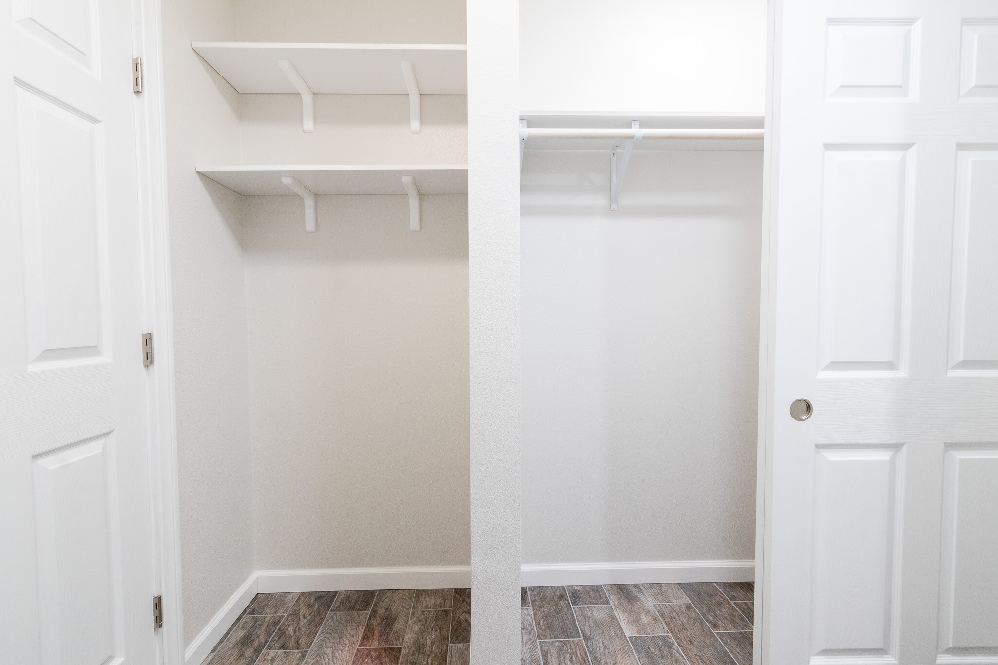 Building Photo - 582 Douglas St