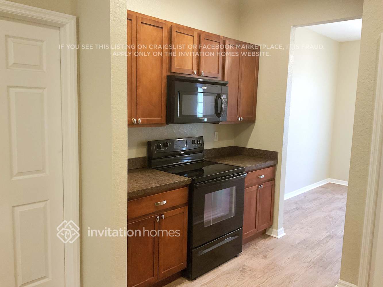 Building Photo - 1169 Brenton Manor Dr