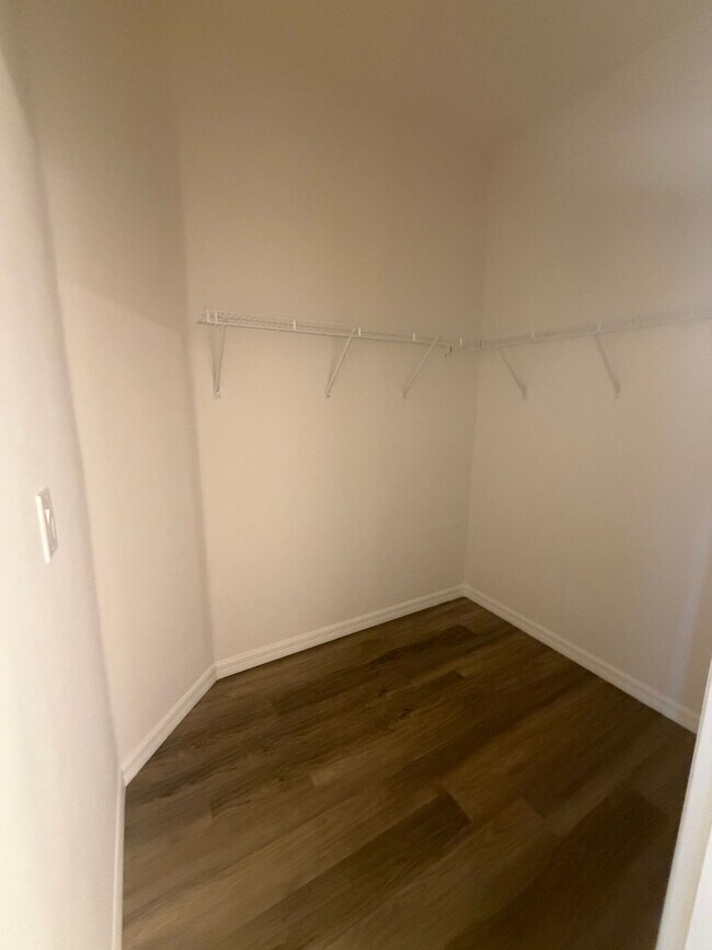 Building Photo - 16107 Badalona Dr