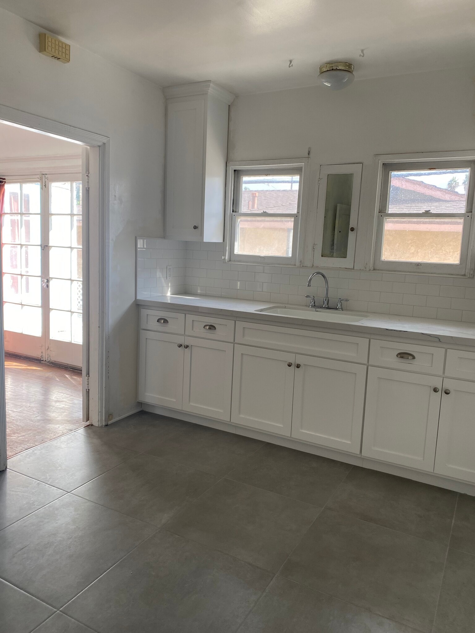 Building Photo - 8830 Underwood St