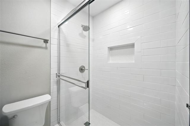 Building Photo - 2720 Trail Oak Ct