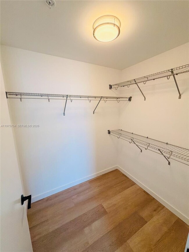 Building Photo - 307 SW 5th St