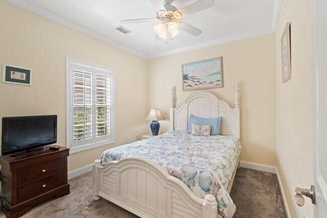 Building Photo - Coastal Living at its Best: Charming 3-Bedroom Near the Beach