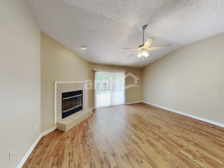 Building Photo - 6815 Rapid River Dr