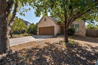 Building Photo - 8109 Verbank Villa