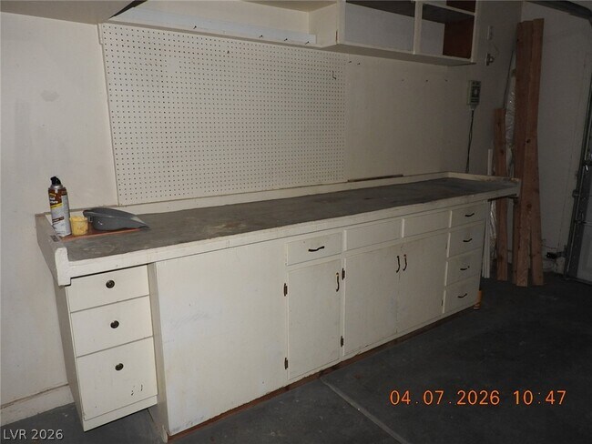 Building Photo - 9195 Briarthorne St