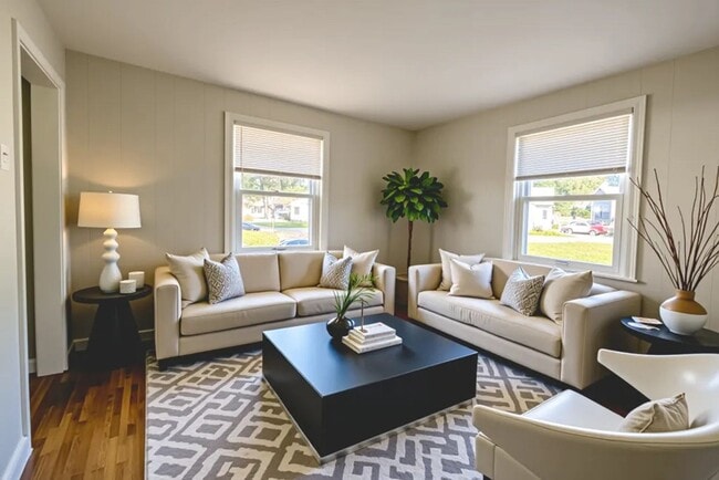 Building Photo - 3 Bed 1 Bath –  On Rental Millbrook Road