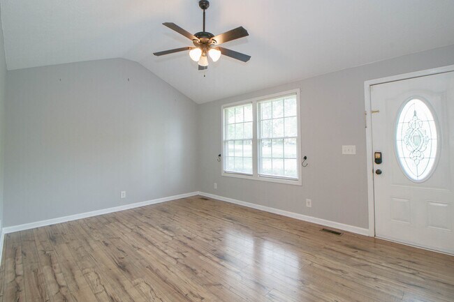 Building Photo - 403 Corinne Cir