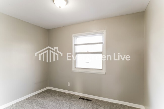 Building Photo - 1309 Woodnell Ave