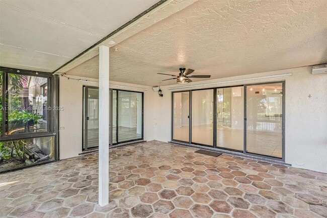 Building Photo - 13174 La Lique Ct