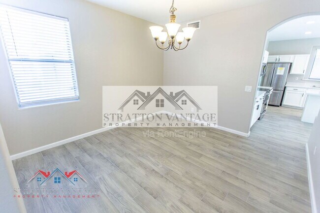 Building Photo - 16627 W McKinley St