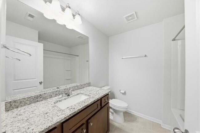 Building Photo - 4526 Fillmore Trl SW