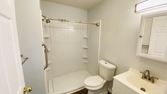 Building Photo - 847 Skipwith Rd