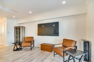 Building Photo - 5172 Coquina Key Dr SE