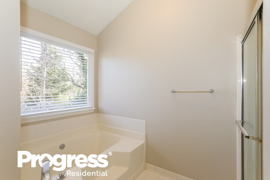 Building Photo - 790 Brand South Trail