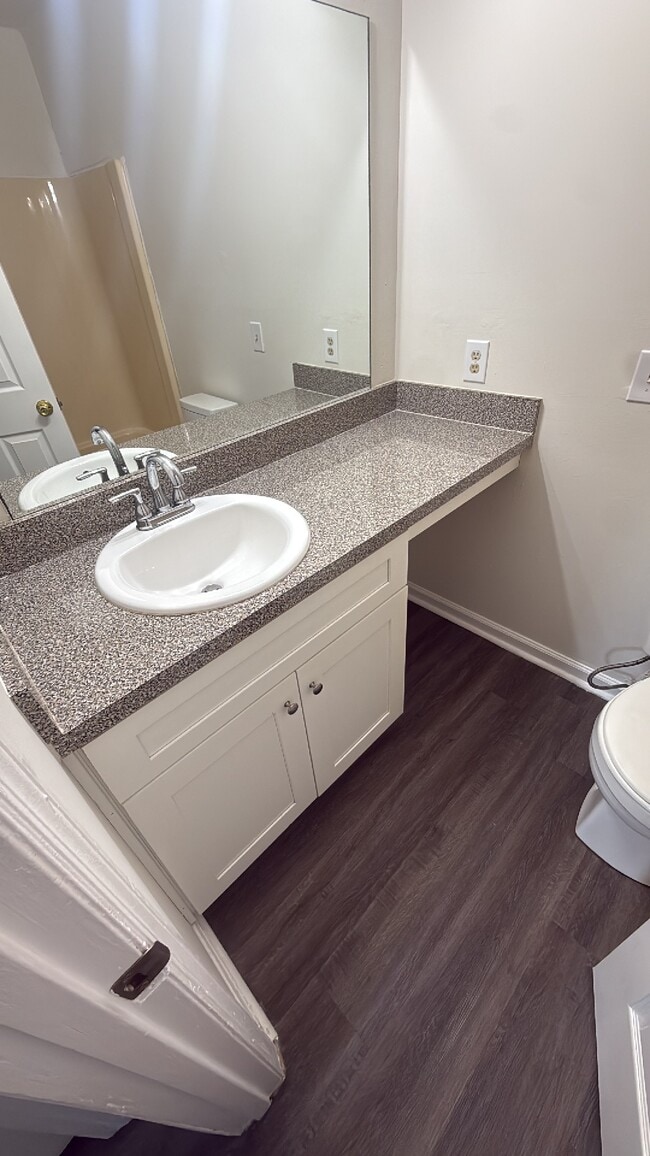 Building Photo - 3006 Woodymore Pl