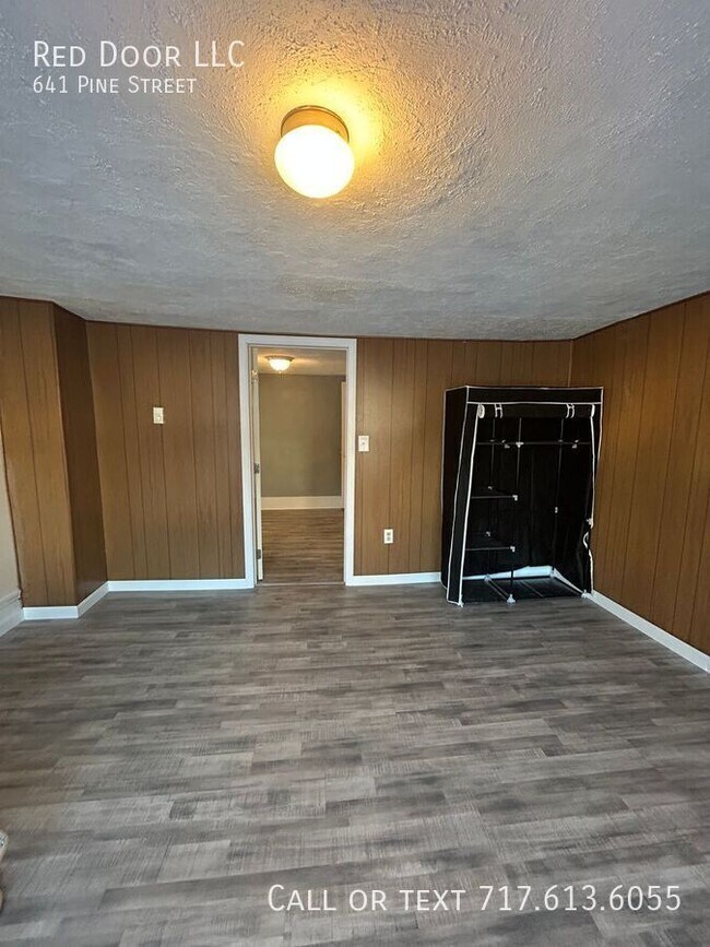 Building Photo - 641 Pine St