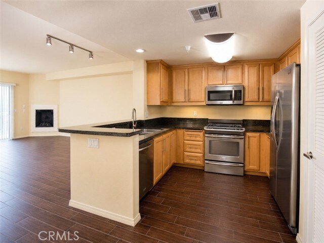 Building Photo - 11925 Kling St