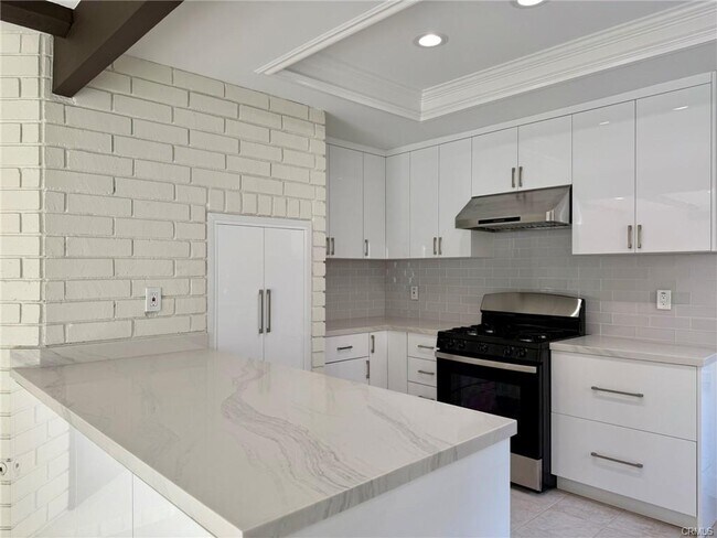 Building Photo - 12825 Wrightwick Dr