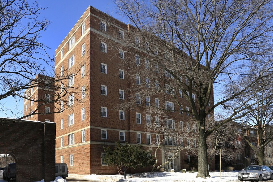 Lakemore 2680 N Moreland Blvd Cleveland OH 44120 Apartment Finder