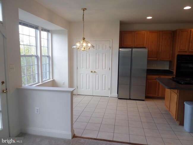 Building Photo - 836 Linfield Terrace NE