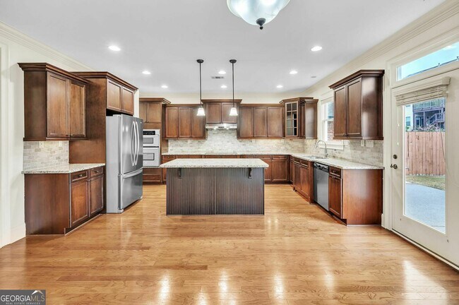 Building Photo - 3393 Willow Glen Trail