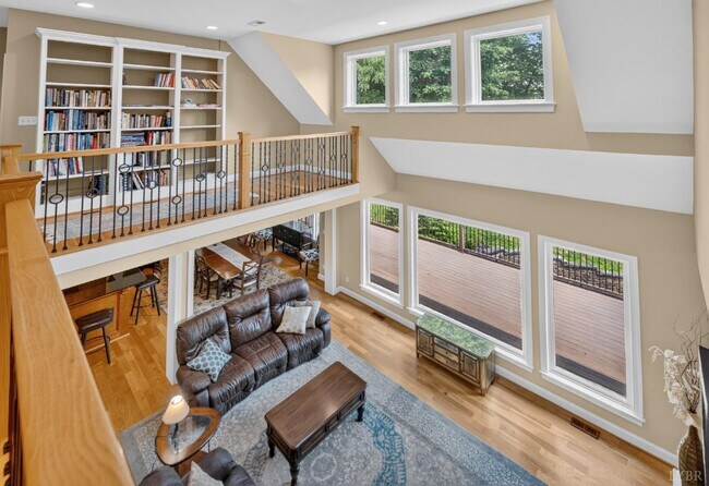 Building Photo - 237 Golf Course Trail
