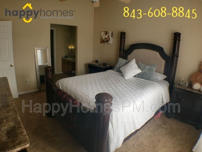 Building Photo - 7852 Park Gate Dr