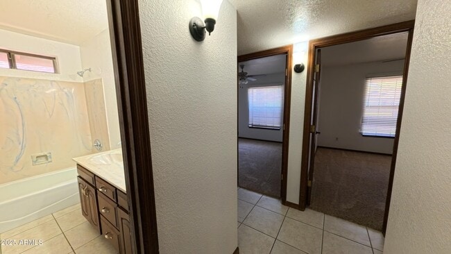 Building Photo - 3838 E Contessa St