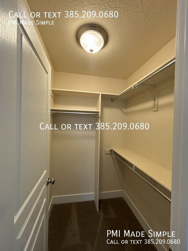 Building Photo - 126 W 3430