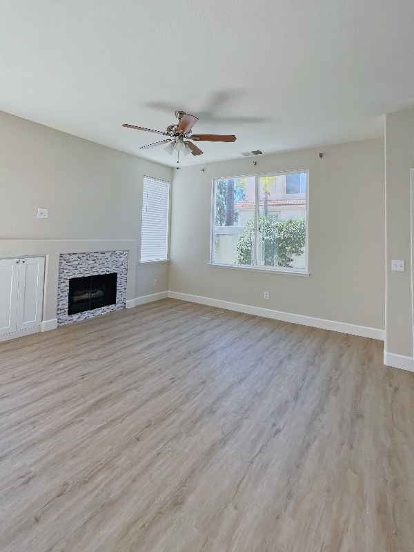 Building Photo - 11595 Compass Point Dr N