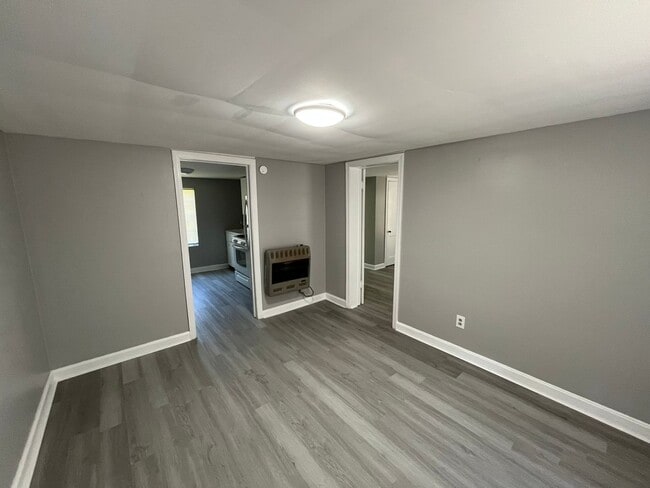 Building Photo - 2931 Howard Ave