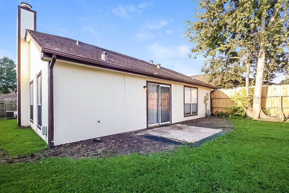 Building Photo - 8514 Southmeadow Dr
