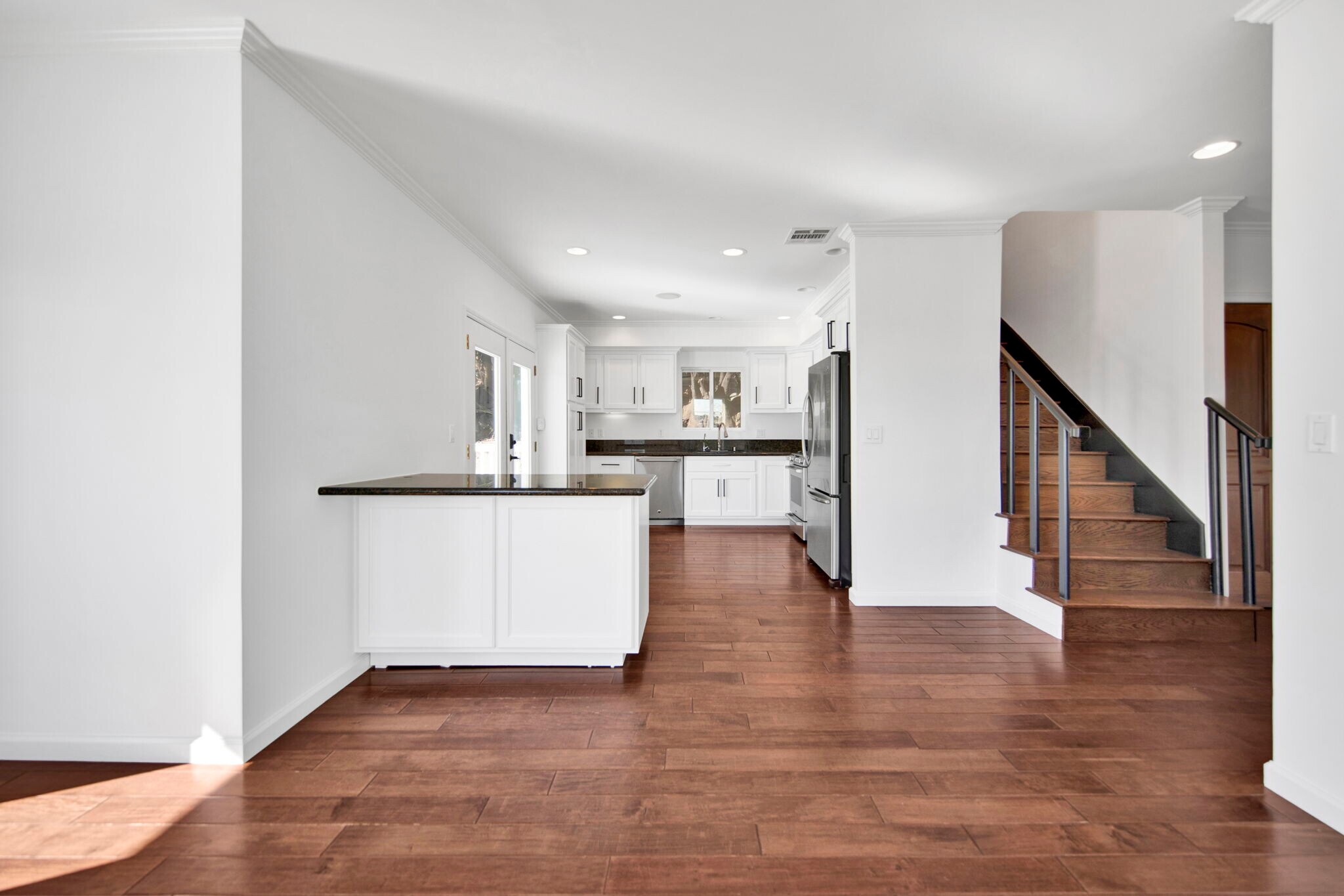 Building Photo - 2124 Reservoir St