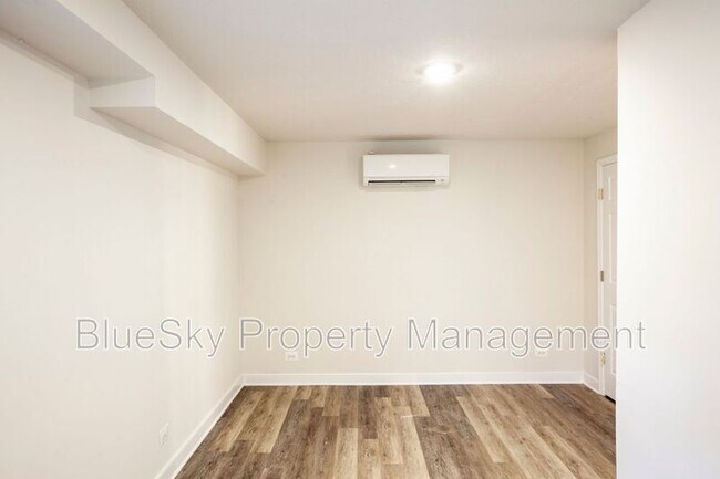 Building Photo - 614 Rock Creek Road