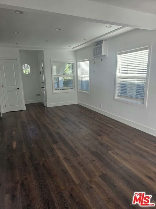 Building Photo - 4331 Avocado St