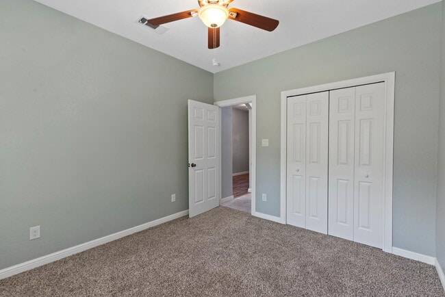 Building Photo - 1253 E Jessamine St