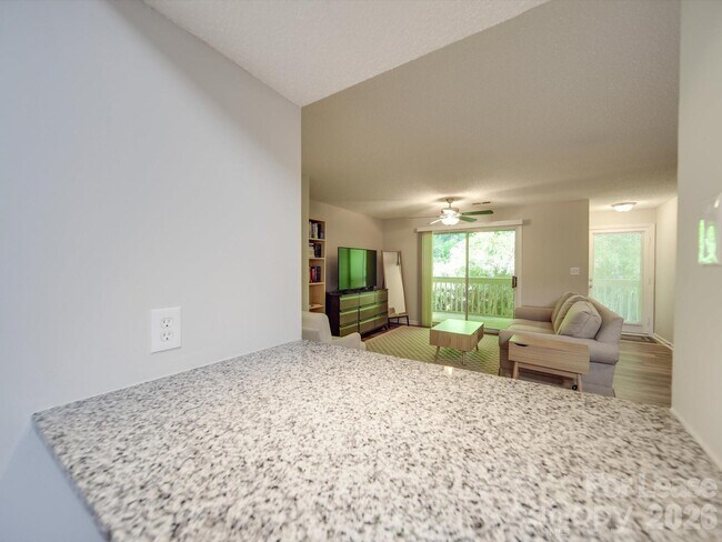 Building Photo - 1052 Churchill Downs Ct