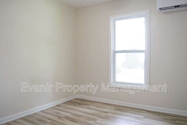 Building Photo - 280 S Charleston Rd