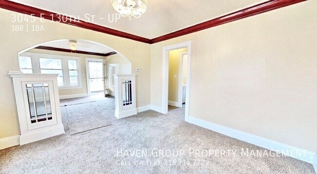 Building Photo - 3045 E 130th St