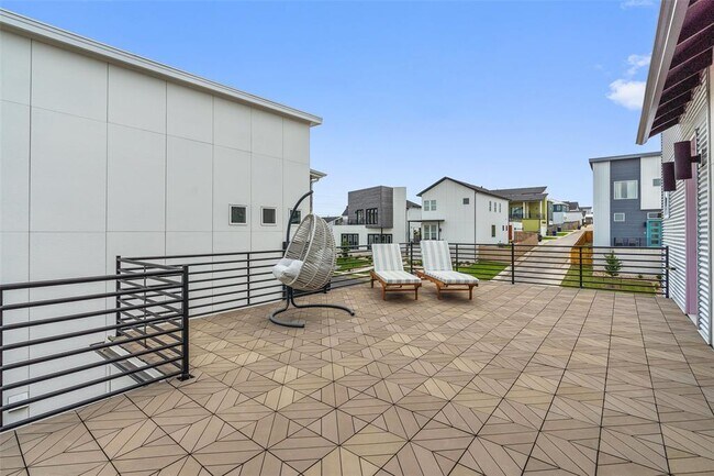 Building Photo - 7416 Cordoba Dr