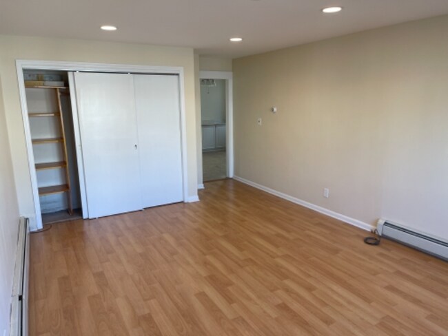 Building Photo - 31 Blakeley Pl