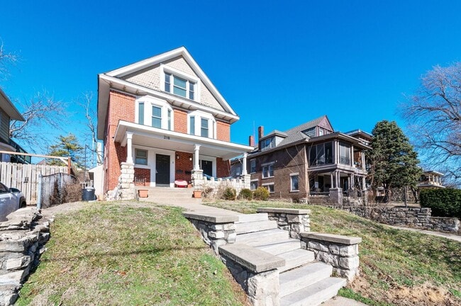 Building Photo - 34th Street Duplex